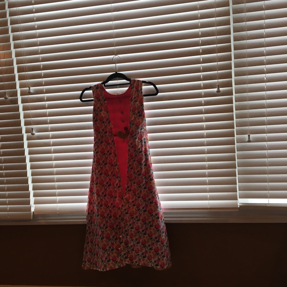 Indian dress - Picture 5 of 9